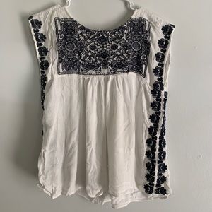 Sleeveless Blouse
